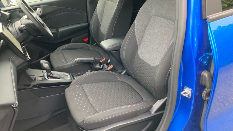 Ford Puma 1.0 EcoBoost Hybrid mHEV Titanium 5dr DCT Petrol Hatchback